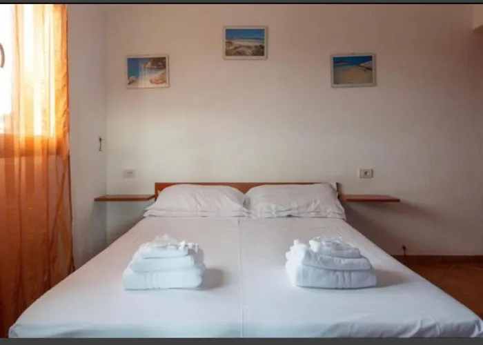 Airport-free Shuttle Night-pool Azzurro Wi Fi Air Cond Wash Machine Parking Included In Price * Olbia